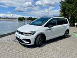 Volkswagen Touran Highline R-Line DSG 7Sitze ACC LED