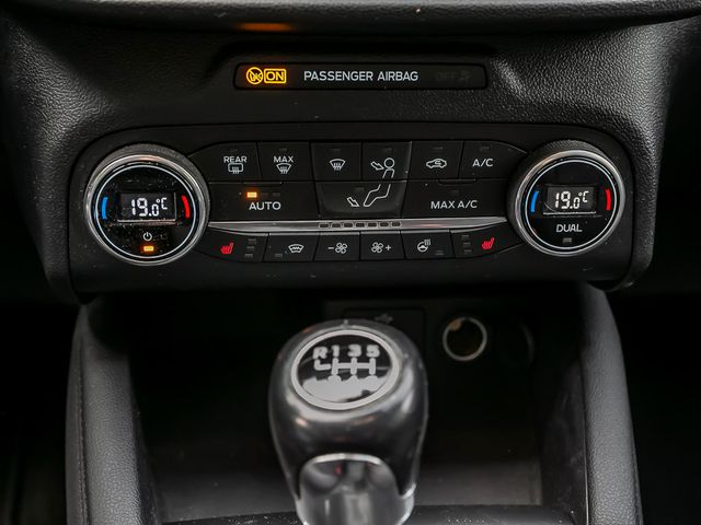 Ford Kuga 2.0 Mild-Hybrid Titanium Kamera Navi