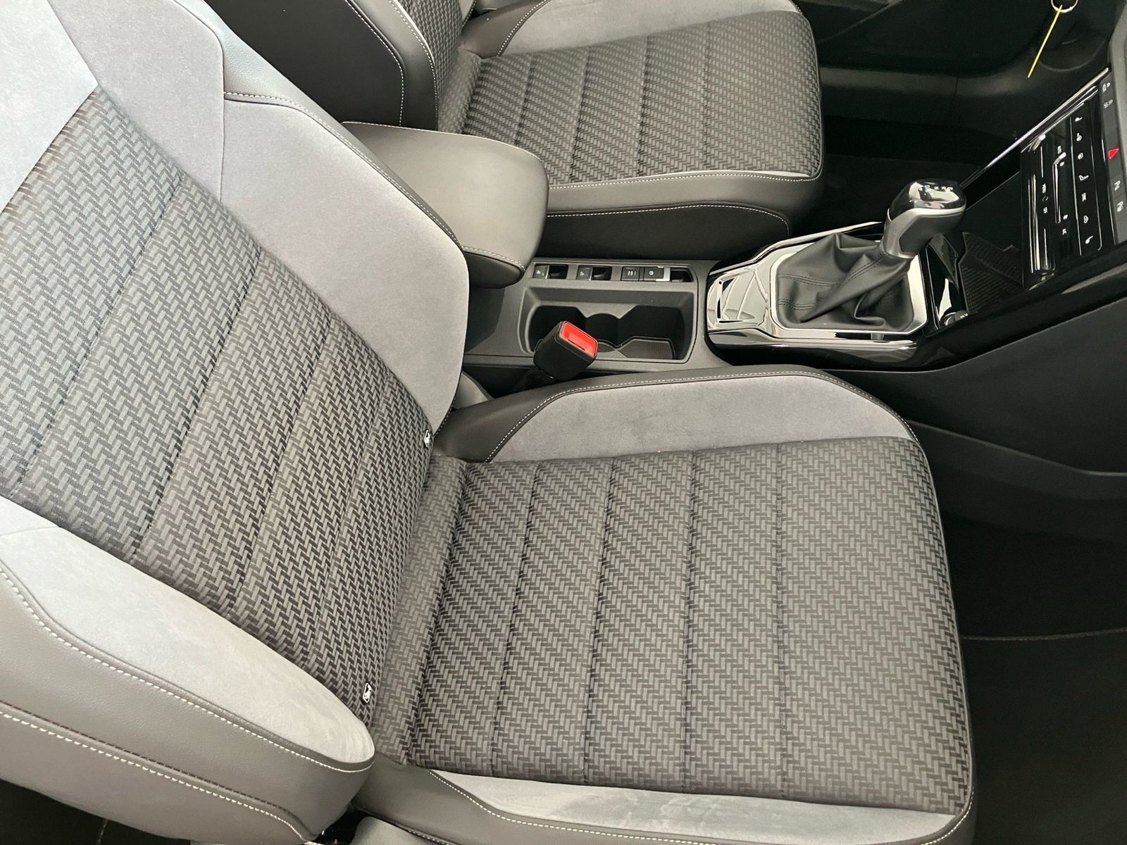Volkswagen T-Roc - Bild 10