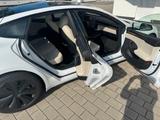 Tesla Model S Allrad, Vollausst., Lenkrad, Beige Creme - gebrauchte Tesla Model S aus dem Jahr 2023