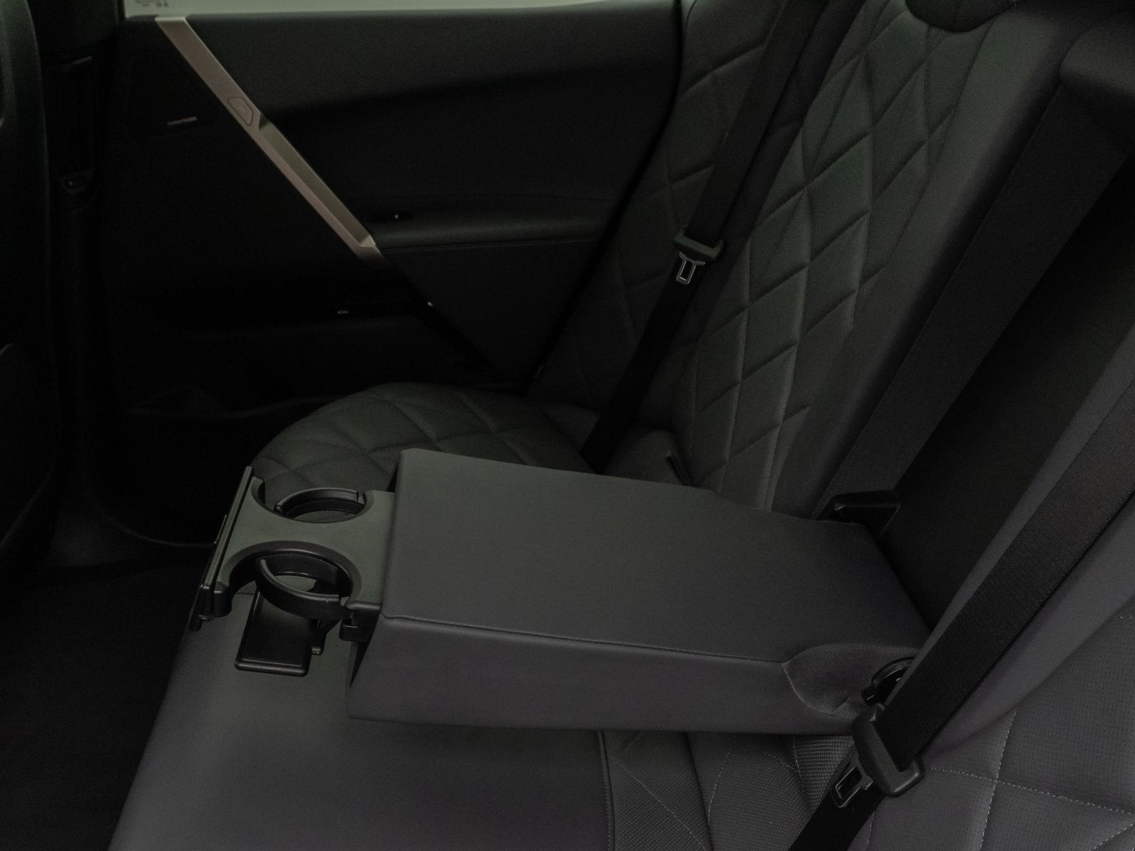 Fahrzeugabbildung BMW iX xD40 Panorama 360°DAB H/K Laser ACC AHK Sport