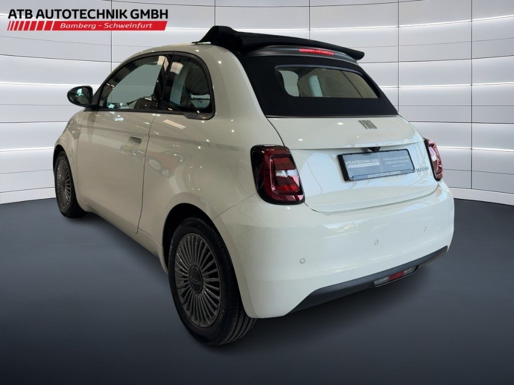 Fahrzeugabbildung Fiat 500 1.0 Icon Hybrid Cabrio,K-Paket, LMF, PDC, Rü