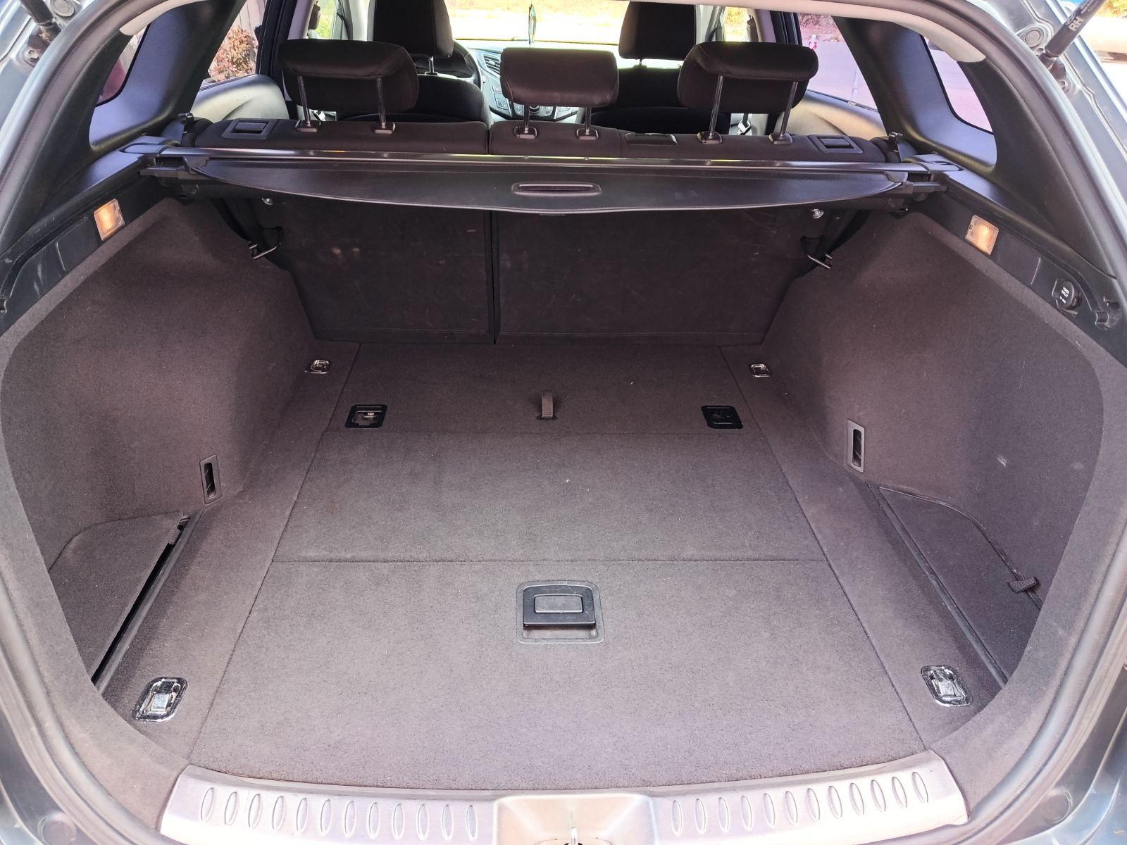 Hyundai i40 2012 — photo 12