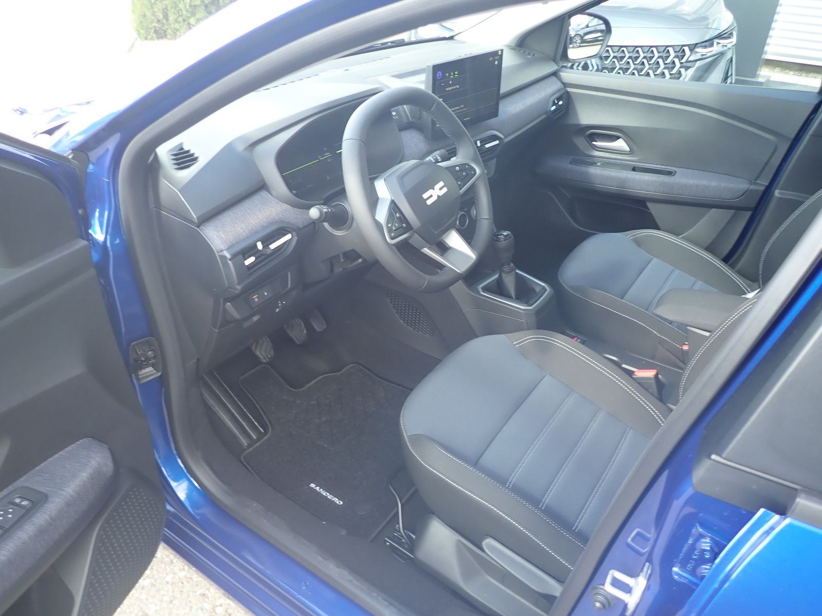 Fahrzeugabbildung Dacia Sandero Journey TCe 100