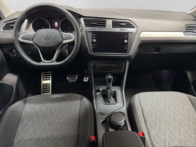 Fahrzeugabbildung Volkswagen Tiguan Move 1,5 TSI DSG+IQ Drive+LED+Cam+Winter