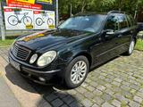 Mercedes-Benz E 240 4MATIC T ELEGANCE Standheizung Schiebedach - Mercedes-Benz E 240 in Hannover