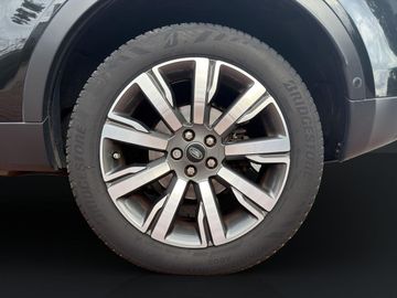 Land-Rover Discovery Sport - 9