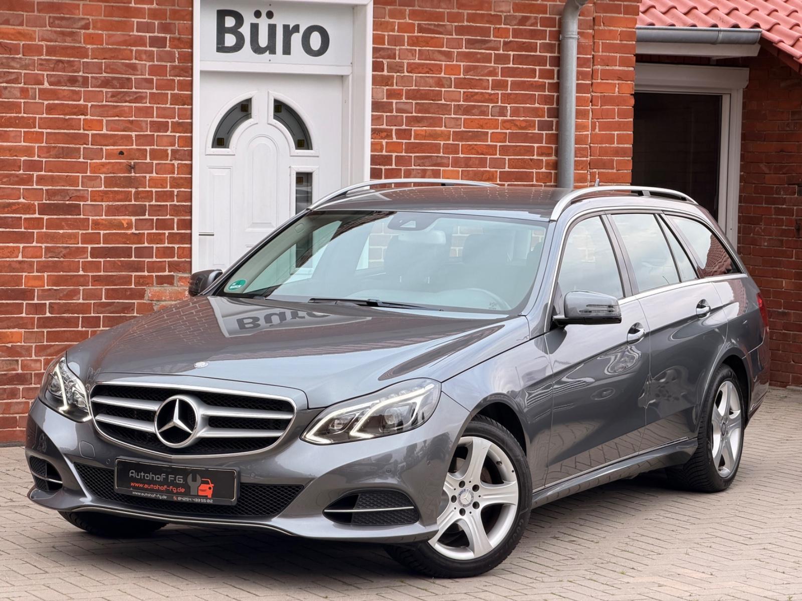 Mercedes-Benz E 220 T-Modell BlueTec*NAVI/SHZ/TEMPOMAT/LED/TOP