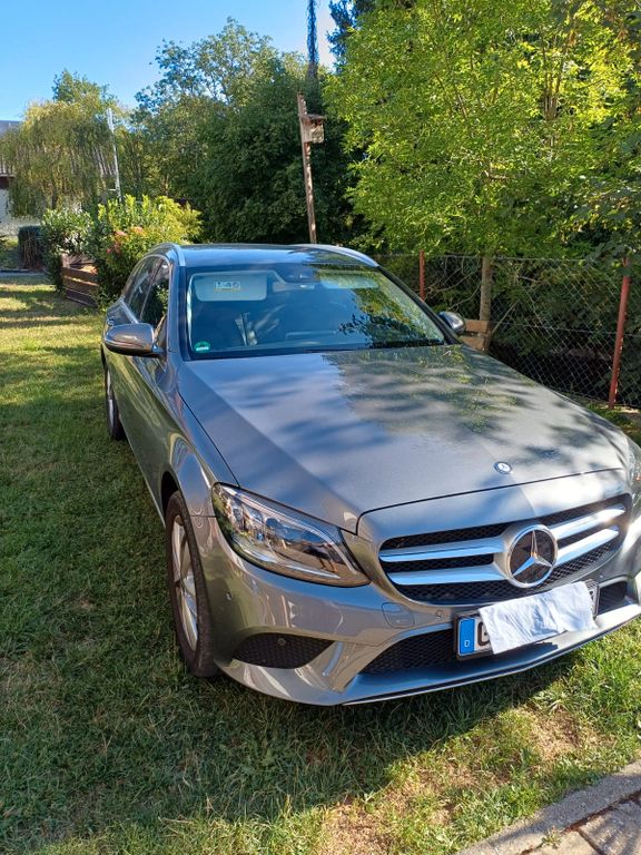 Image of Mercedes-Benz C 220