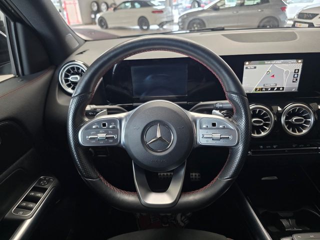 MERCEDES-BENZ GLA 200 — Foto 17
