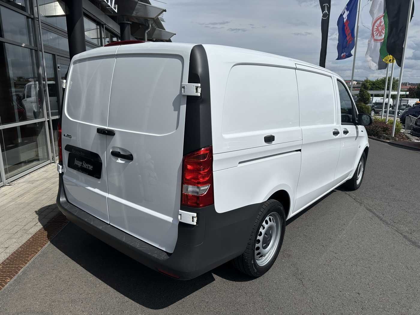 Fahrzeugabbildung Mercedes-Benz eVito 112 Klima Kamera Navi SHZ Tempomat