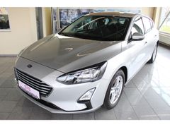 Fahrzeugabbildung Ford Focus Cool & Connect,viele Extras,Top-Zustand