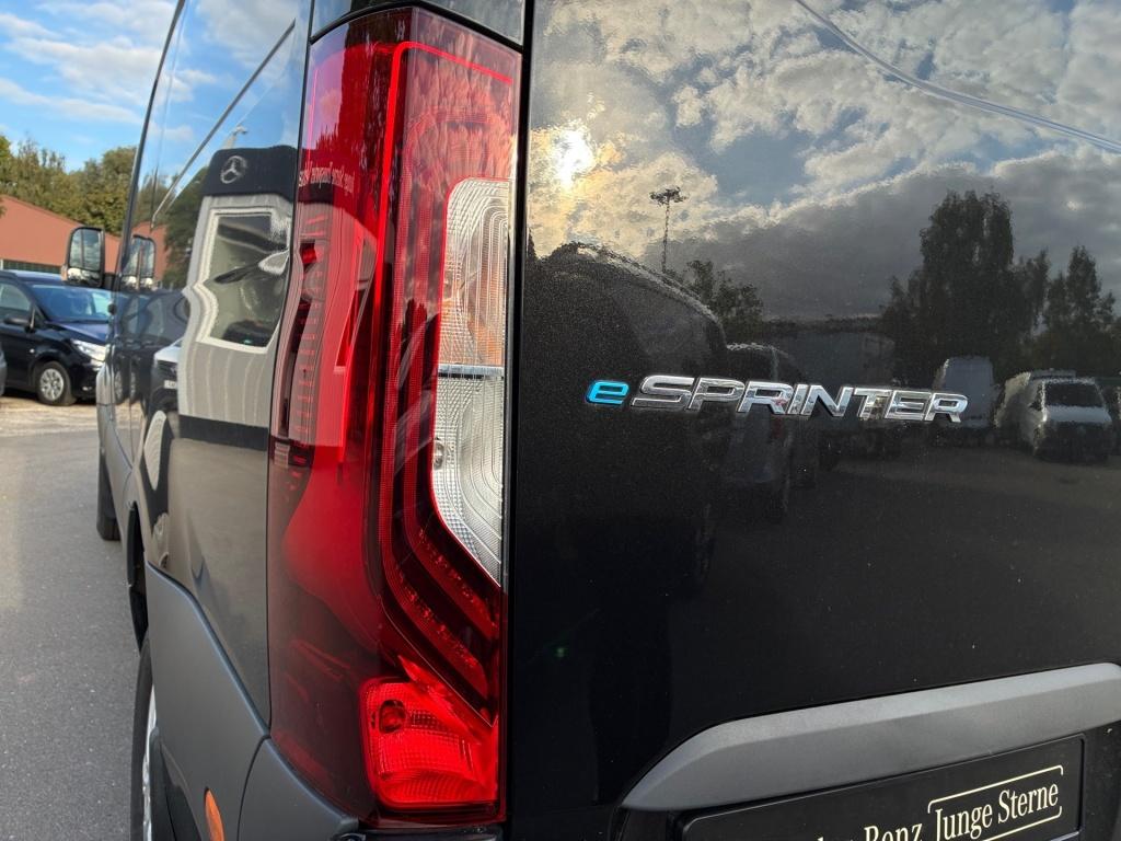 Mercedes-Benz eSprinter Select 81KWh Sprinter L2H2 AHK+LED+++