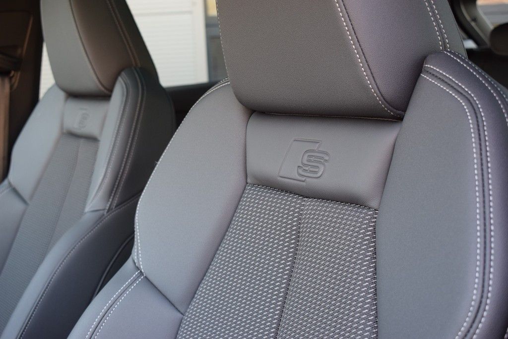 Audi Q4 e-tron - Bild 13