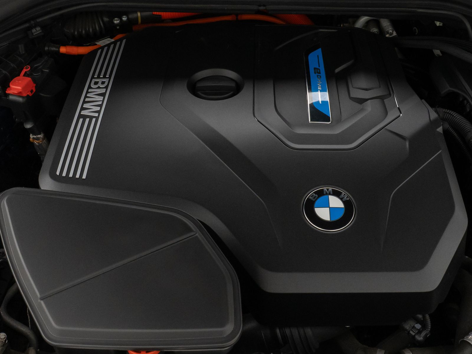 Fahrzeugabbildung BMW X3 xD30e M Sport 360°Laser HUD DAB HiFi AHK 20"