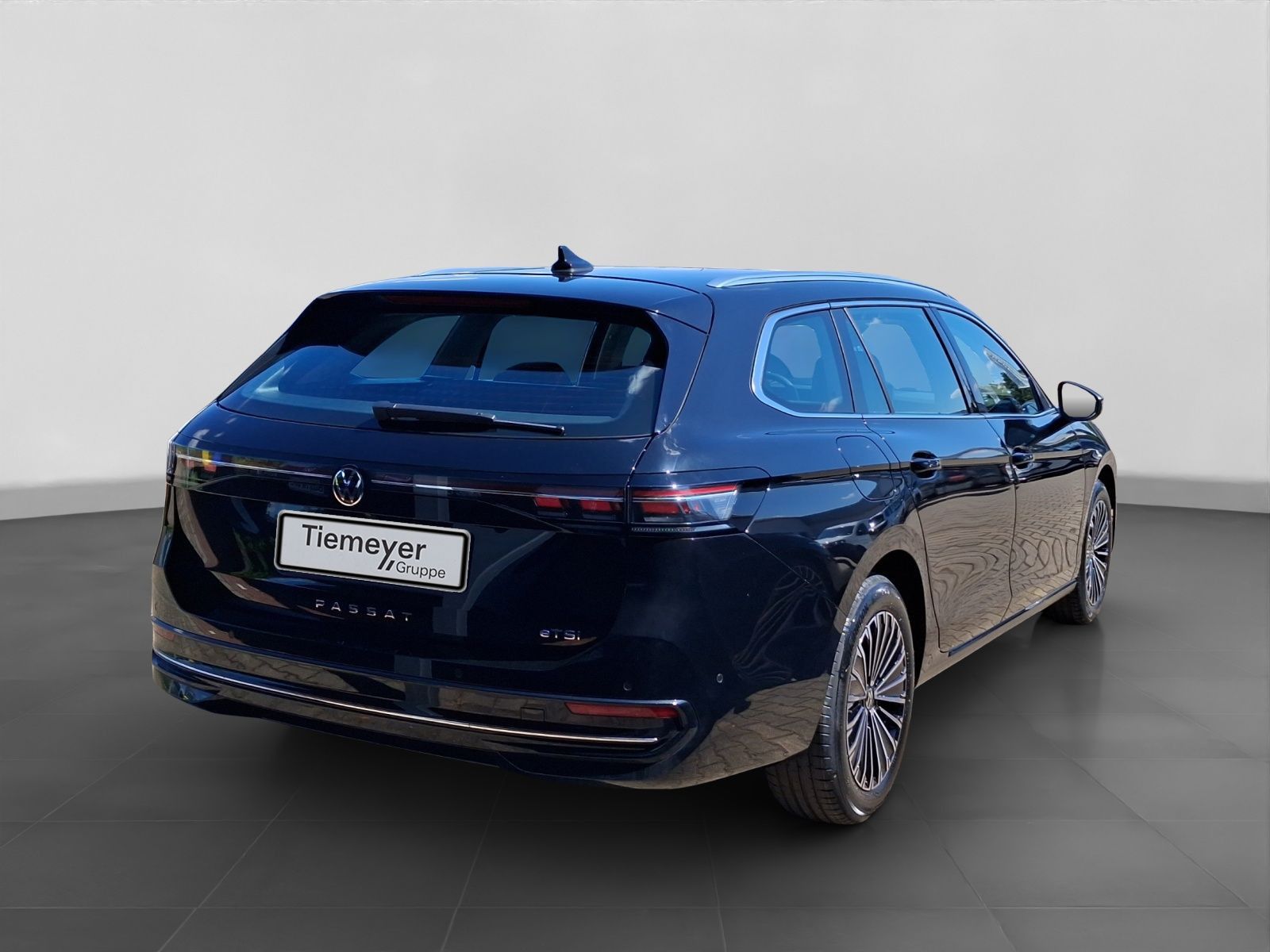 Volkswagen Passat Variant 1.5 eTSI DSG ACC AHK NAVI HuD SIT foto 3