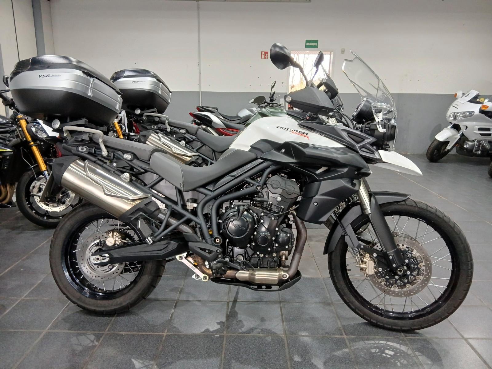 Triumph Tiger 800 XC