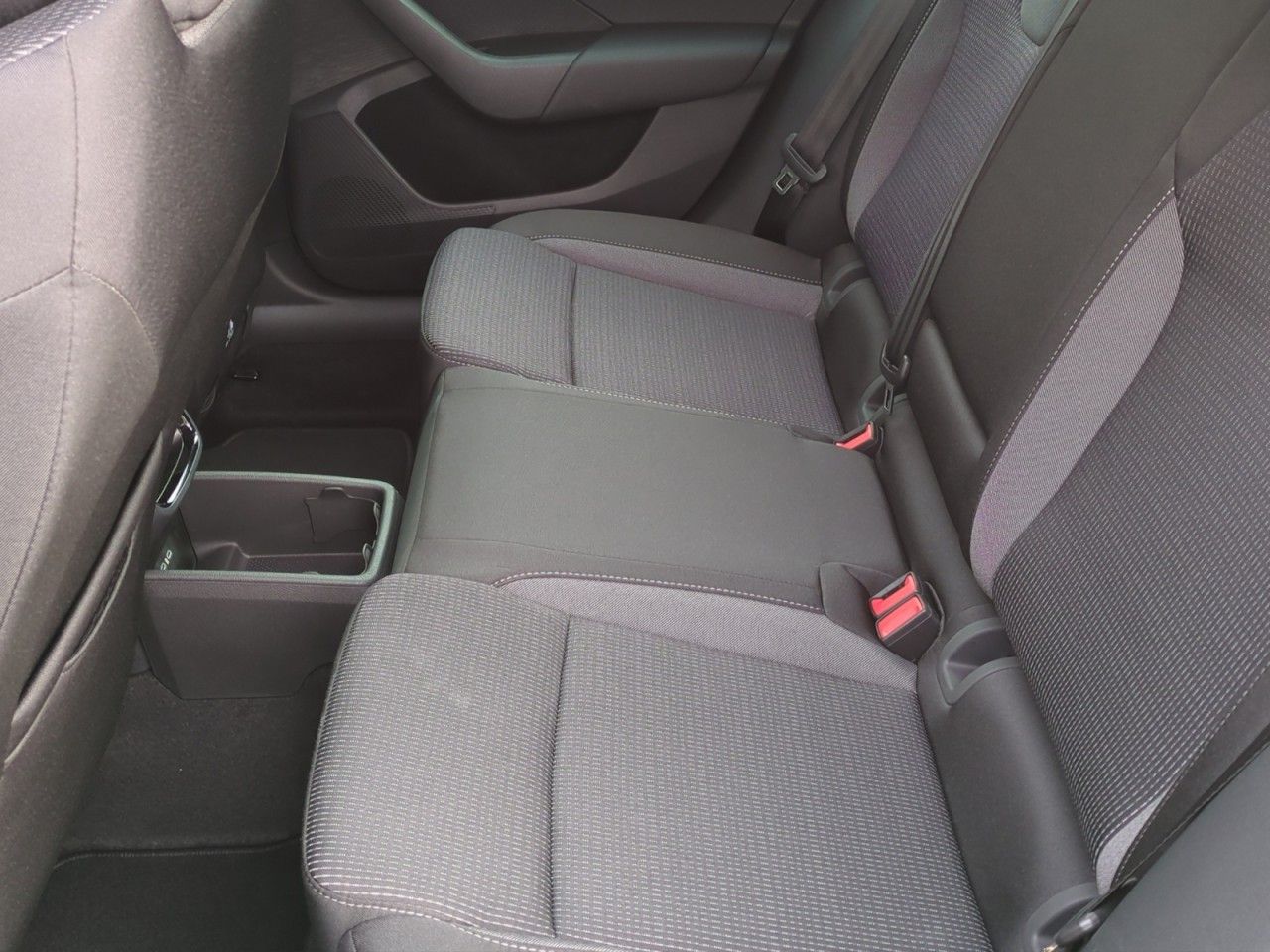 Fahrzeugabbildung SKODA Octavia Combi Selection TDI DSG,AHK