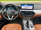 BMW 520i Touring Aut. Navi+Led+Pano+Kamera+Ahk - BMW Gebrauchtwagen in Wiesbaden