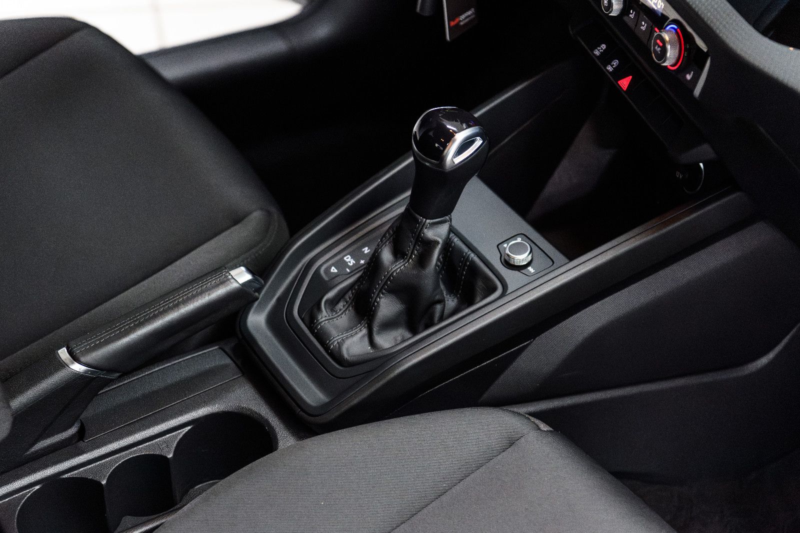Fahrzeugabbildung Audi A1 Sportback 25 TFSI basis