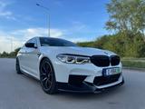 BMW M5 Competition xDrive A M5 Competition - BMW M5: Competition