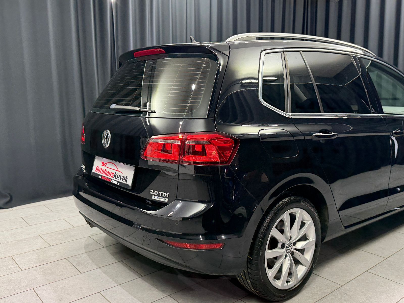 Fahrzeugabbildung Volkswagen Golf Sportsvan VII Highline |AUTOMATIK|PDC|DSG