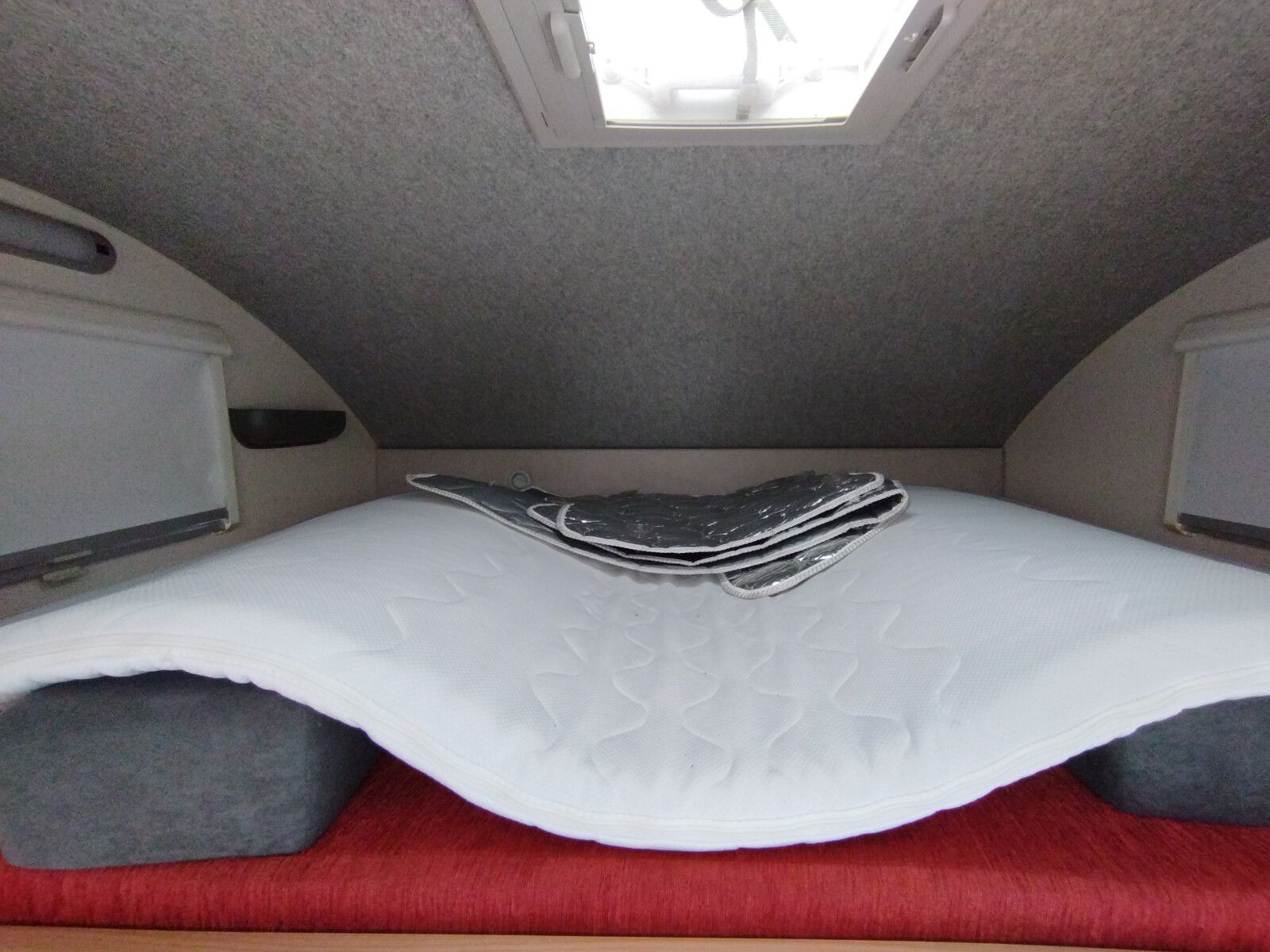 Fahrzeugabbildung Knaus Sun Traveller SunTR 550 D SAT, Markise, RK