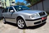 Skoda Octavia Combi Tour,1.6/102 PS,Schiebedach,Tempom - Skoda Octavia aus 2005: Tour