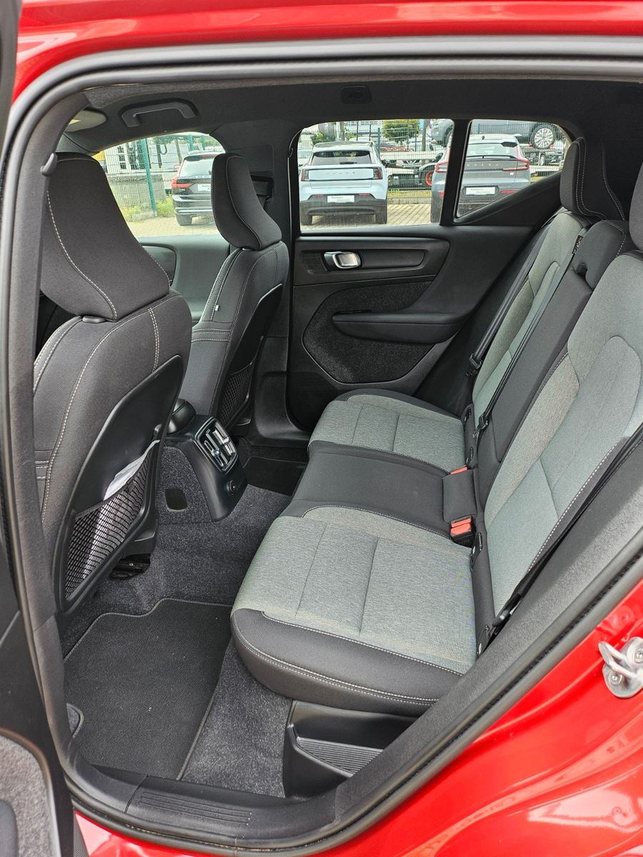 Fahrzeugabbildung Volvo XC40 Inscription Expression Recharge Plug-In Hyb
