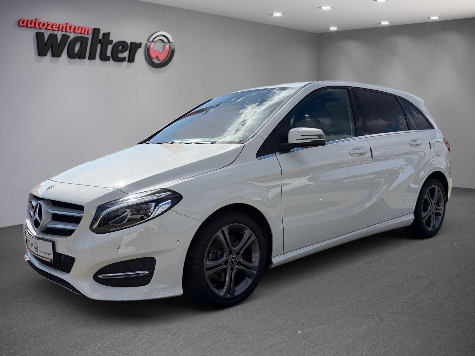 Mercedes-Benz B 180  Urban Style Edition, Business, Navigation