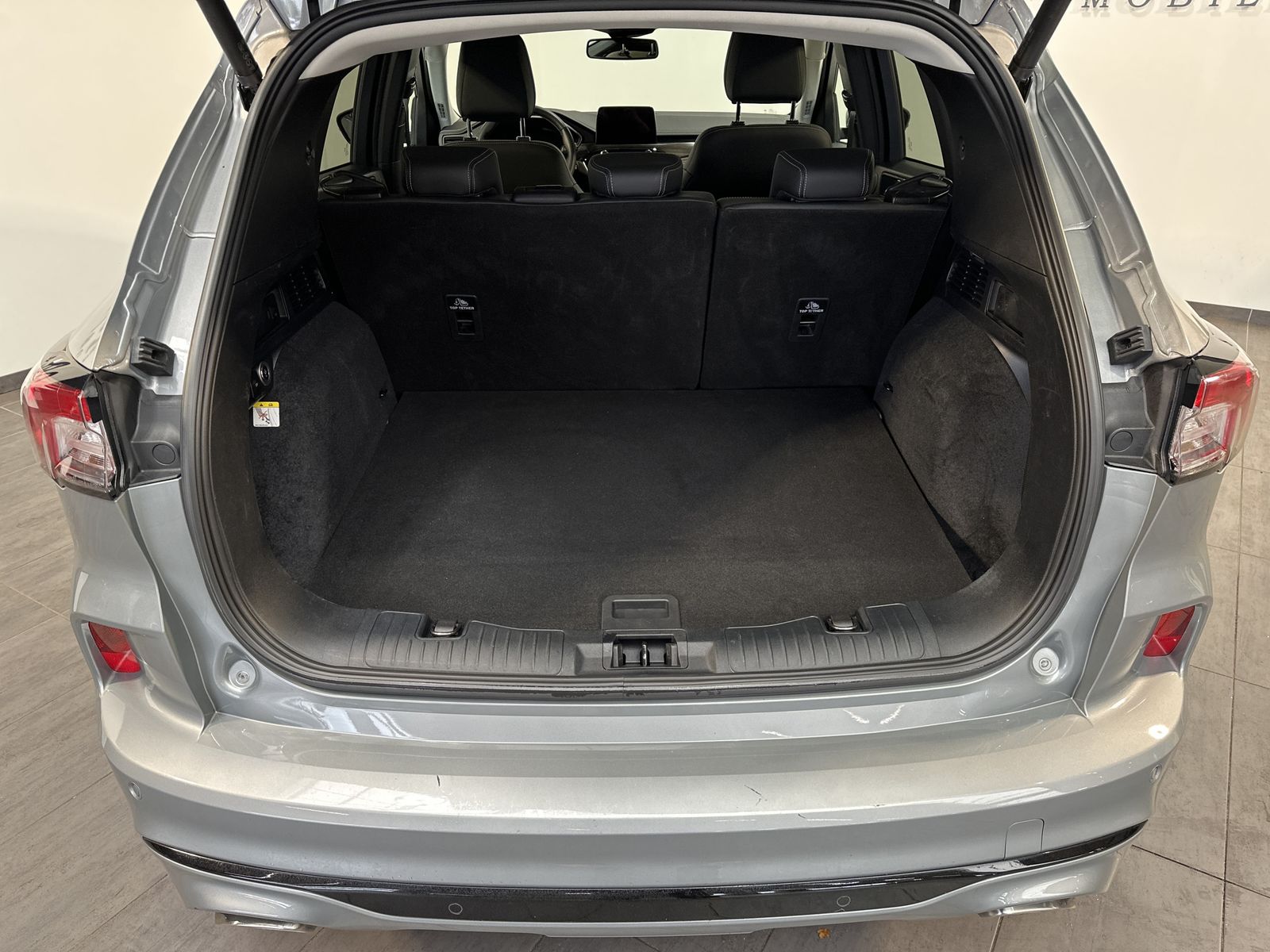 Fahrzeugabbildung Ford Kuga 2.0 EB 4x4 Vignale NAV+LED+AHK+KAMERA+19ZO