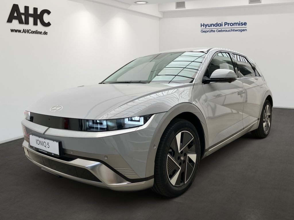 Fahrzeugabbildung Hyundai IONIQ 5 2WD 84kWh Uniq 2xKlima 360 4xSHZ AUT HUD