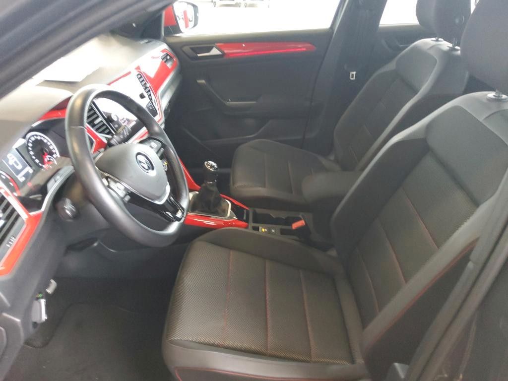 Fahrzeugabbildung Volkswagen T-Roc SPORT R-LINE PANONAVI BEATS SITZH. 1H