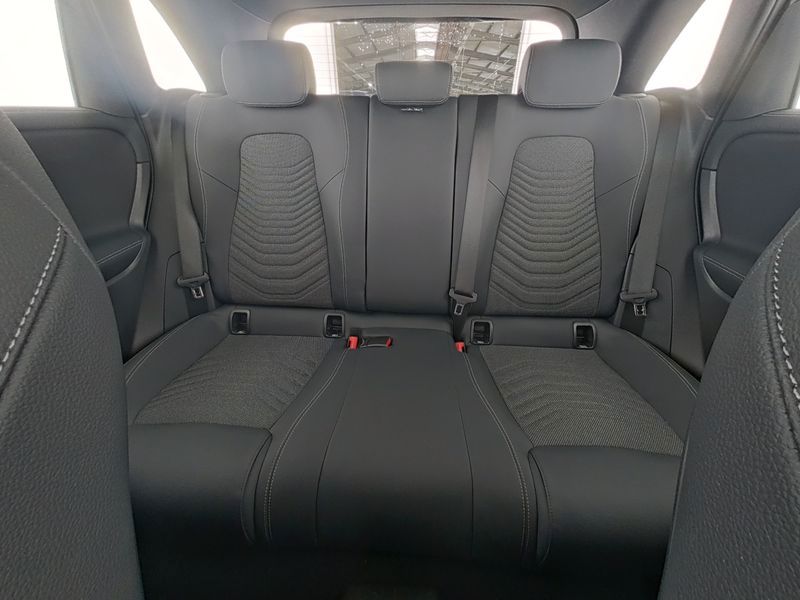 Fahrzeugabbildung Mercedes-Benz B 200 AHK+MULTIBEAM-LED+LENKRHZG+EL.HECKKL+KAMER