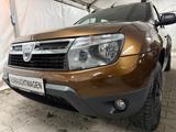 Dacia Duster I 1.5 dCi 110 FAP Laureate 4x4 Klima Ahk - Dacia Duster mit Diesel-Antrieb: Allradantrieb, 1.5