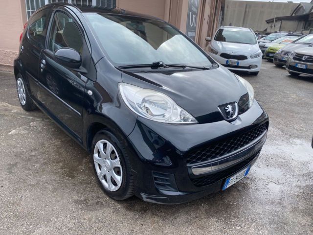 Peugeot 107 1.0 68CV neopatentati