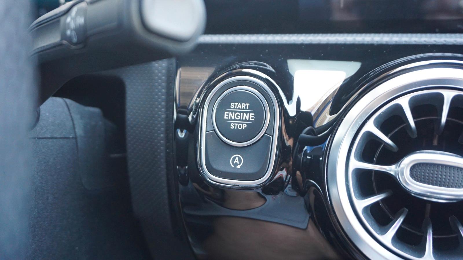 Mercedes-Benz 180 A180 AMG Night. MBUX LED Burmester Kamera Sitzh., миниатюра 28