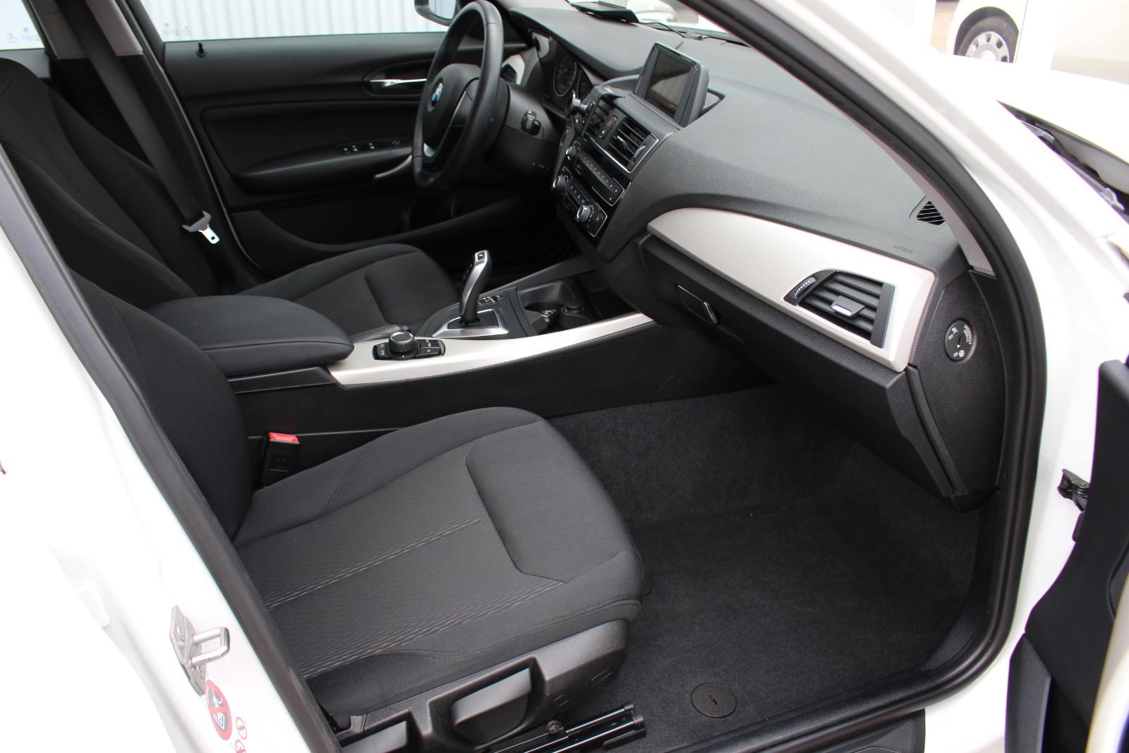 BMW 118d Edition Shadow Automatik+Navi+Head Up