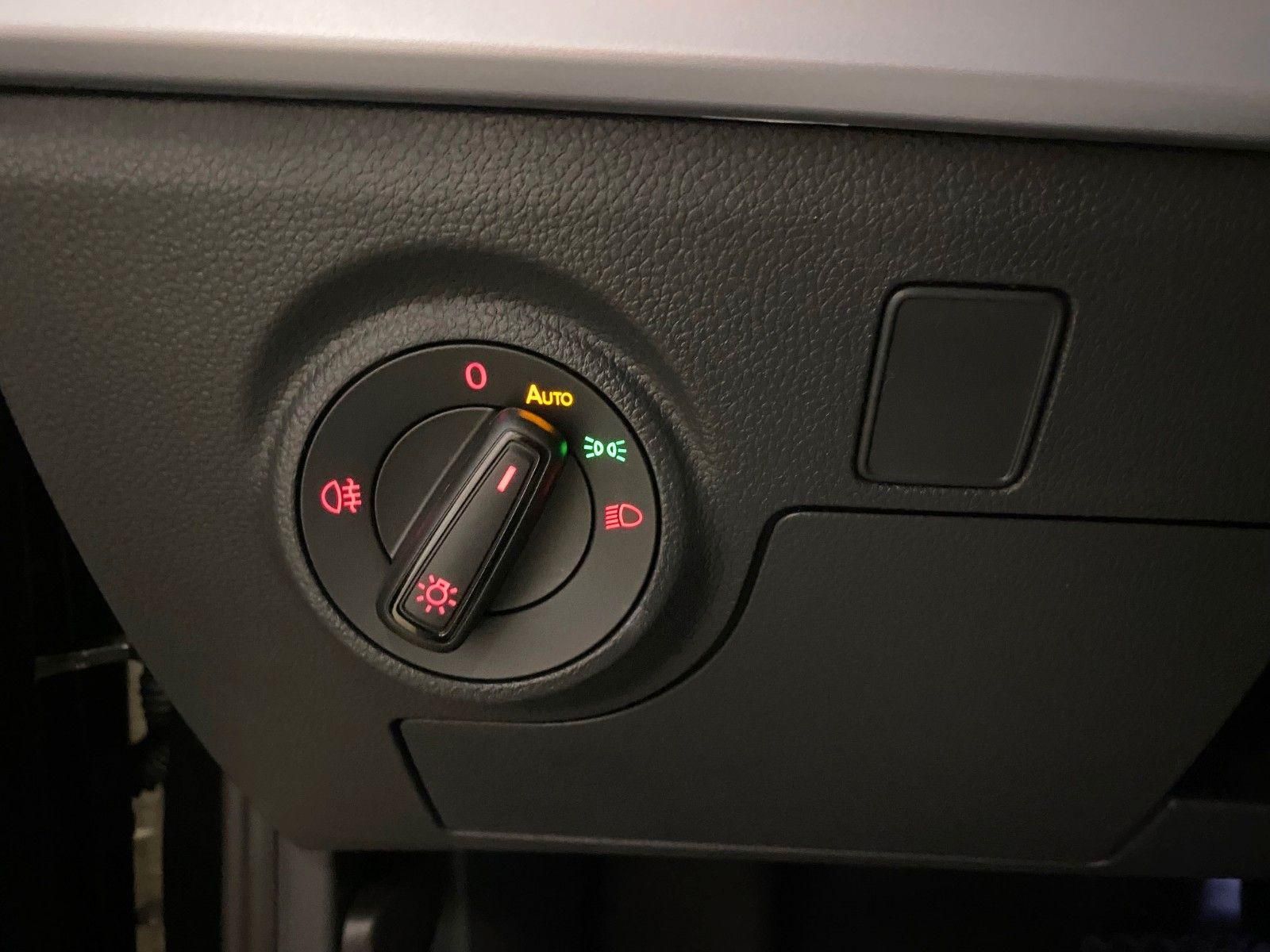 Fahrzeugabbildung SEAT Arona TSI FR DSG+AHK+5 Ja. GARANTIE+SPURWECHSEL+