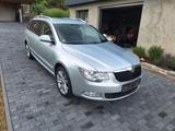 Skoda Superb 2.0 TDI DSG Elegance Combi Elegance - Skoda Superb aus 2012