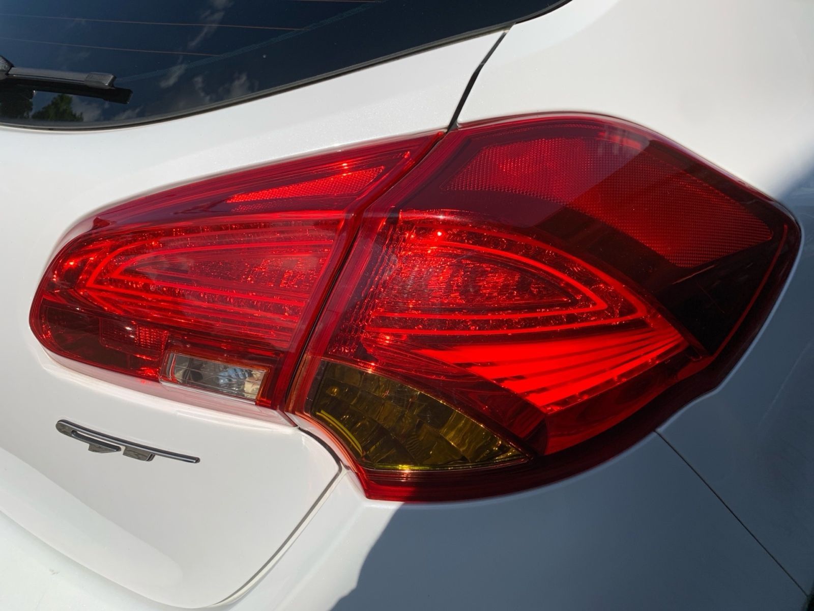 Fahrzeugabbildung Kia Ceed GT-Track 1.6 T-GDI Navi PanDach EXPORT