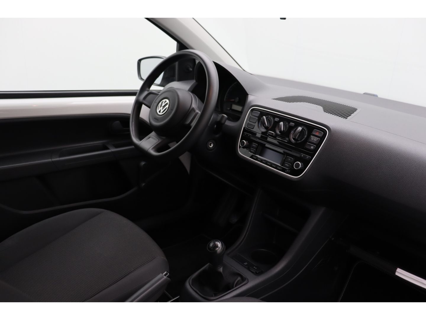 Fahrzeugabbildung Volkswagen up! 1.0 take Klima Cool & Sound Paket