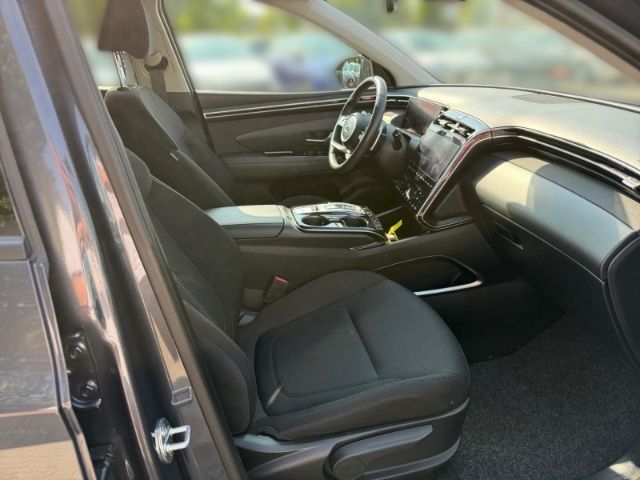 Fahrzeugabbildung Hyundai Tucson Trend Plug-In Hybrid 4WD +KLIMA+RFK+PDC+N