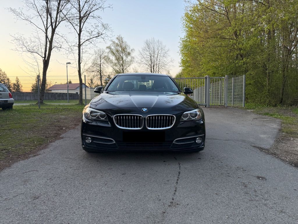 Image of BMW 530
