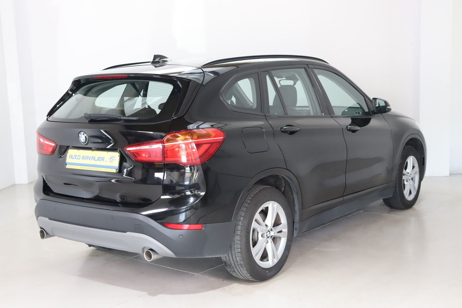 Fahrzeugabbildung BMW X1 xDrive18d * LED * Navi * RFK