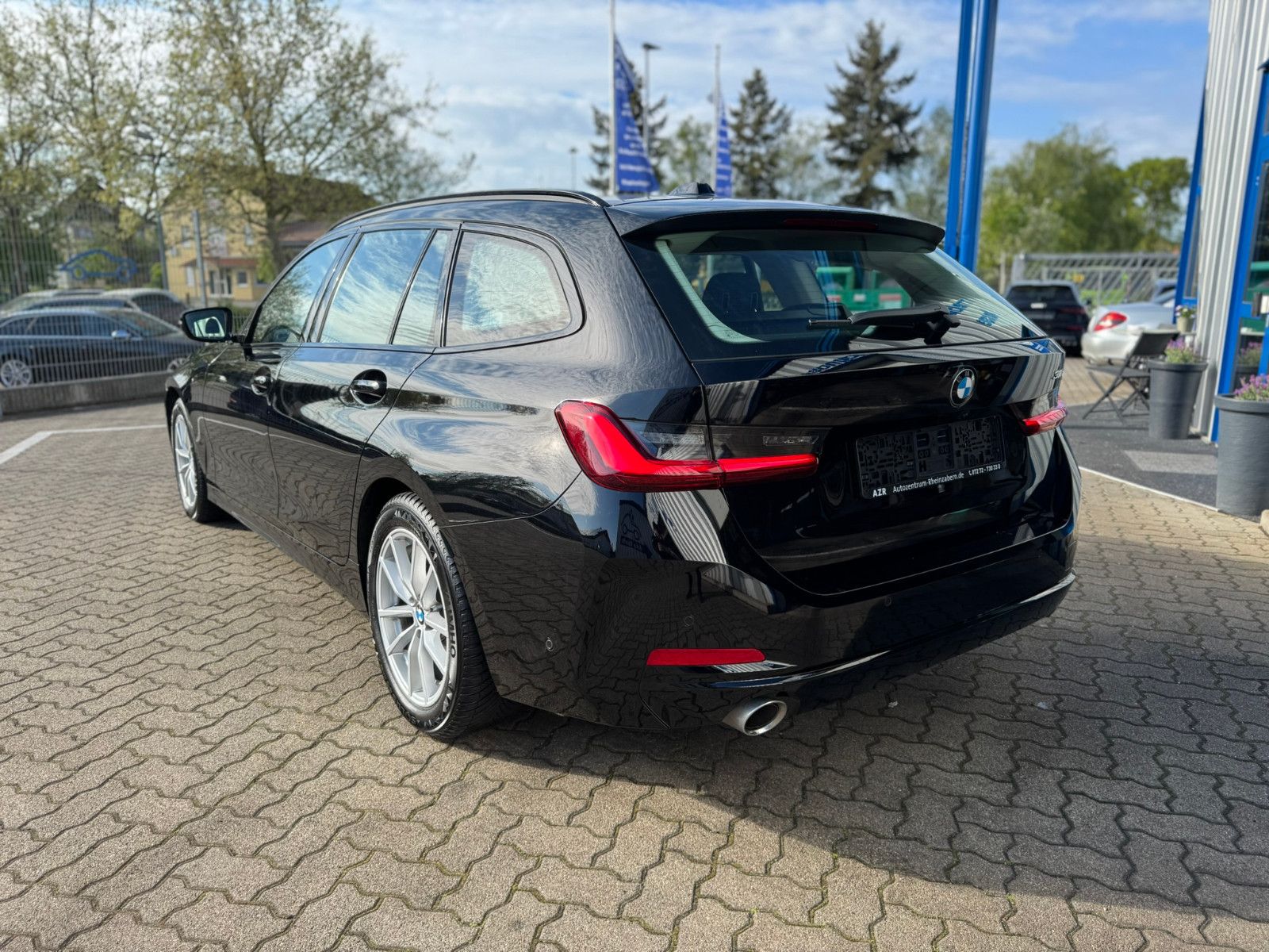 BMW 318i | AUT | KAMERA | SZH | SHADOW-LINE | NAVI foto 6