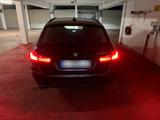 BMW 5er Touring schwarz tüv 02/2027 520d F... - BMW 5er Reihe: Kombi, Bmw5er