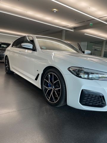 BMW 540d xDrive A - M-Sport 