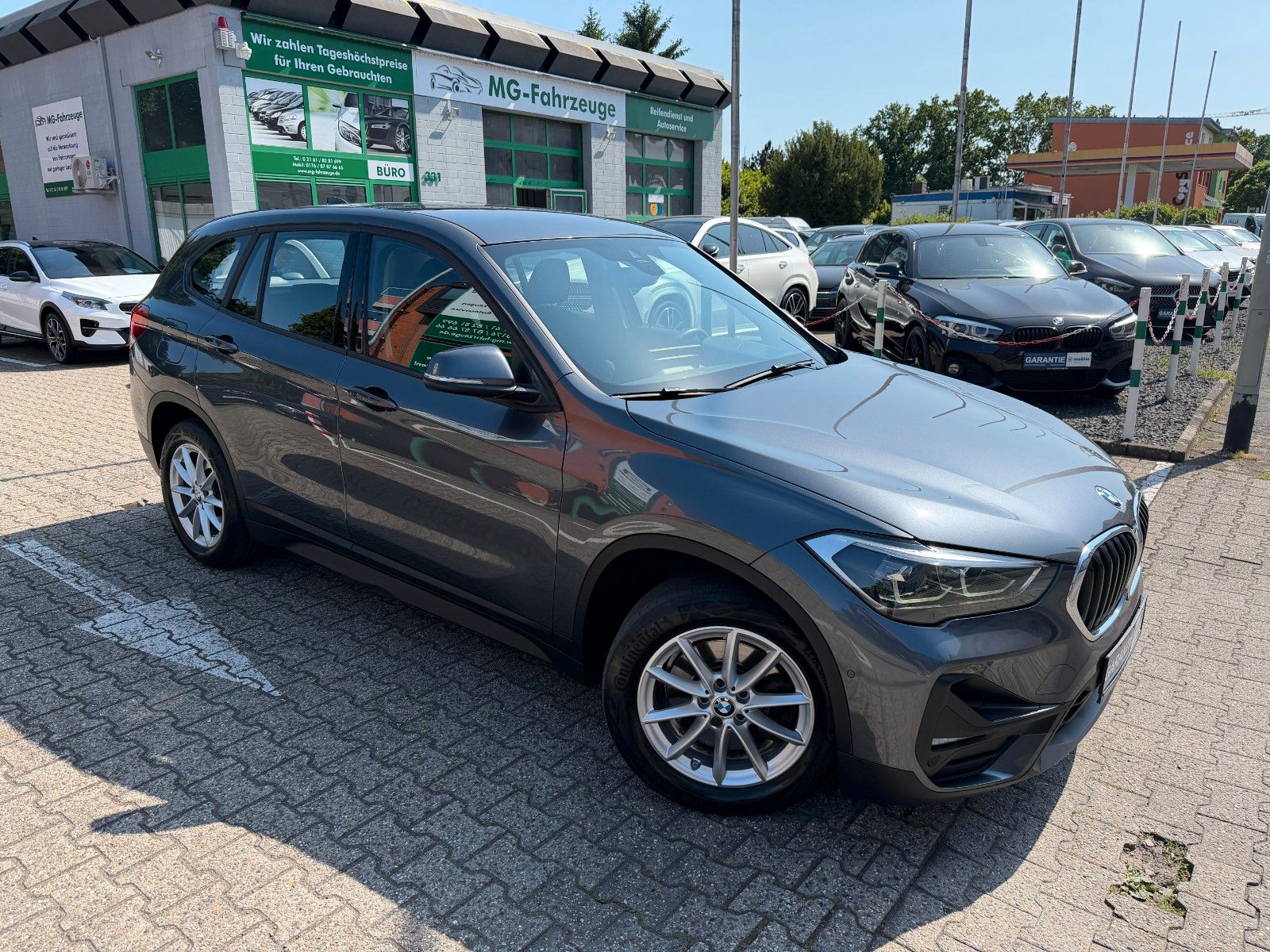 Fahrzeugabbildung BMW X1 xDrive 20 d 1.HD HUD AHK AUTOMATIK LED KAMERA