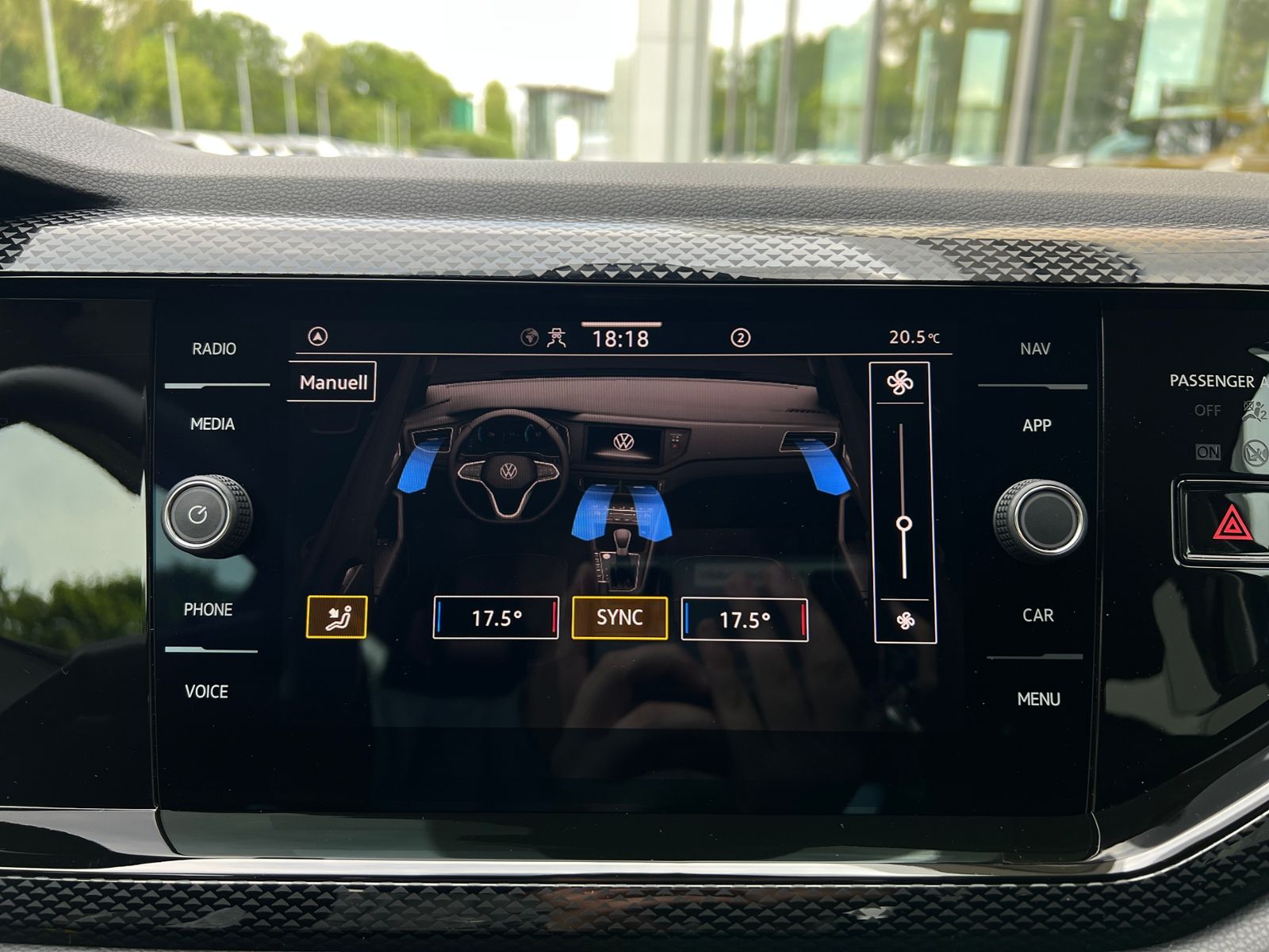 Fahrzeugabbildung Volkswagen Taigo Life 1,0 l TSI DSG *LED, App-Connect, Kame